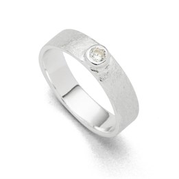 Ring "Zirkonia"